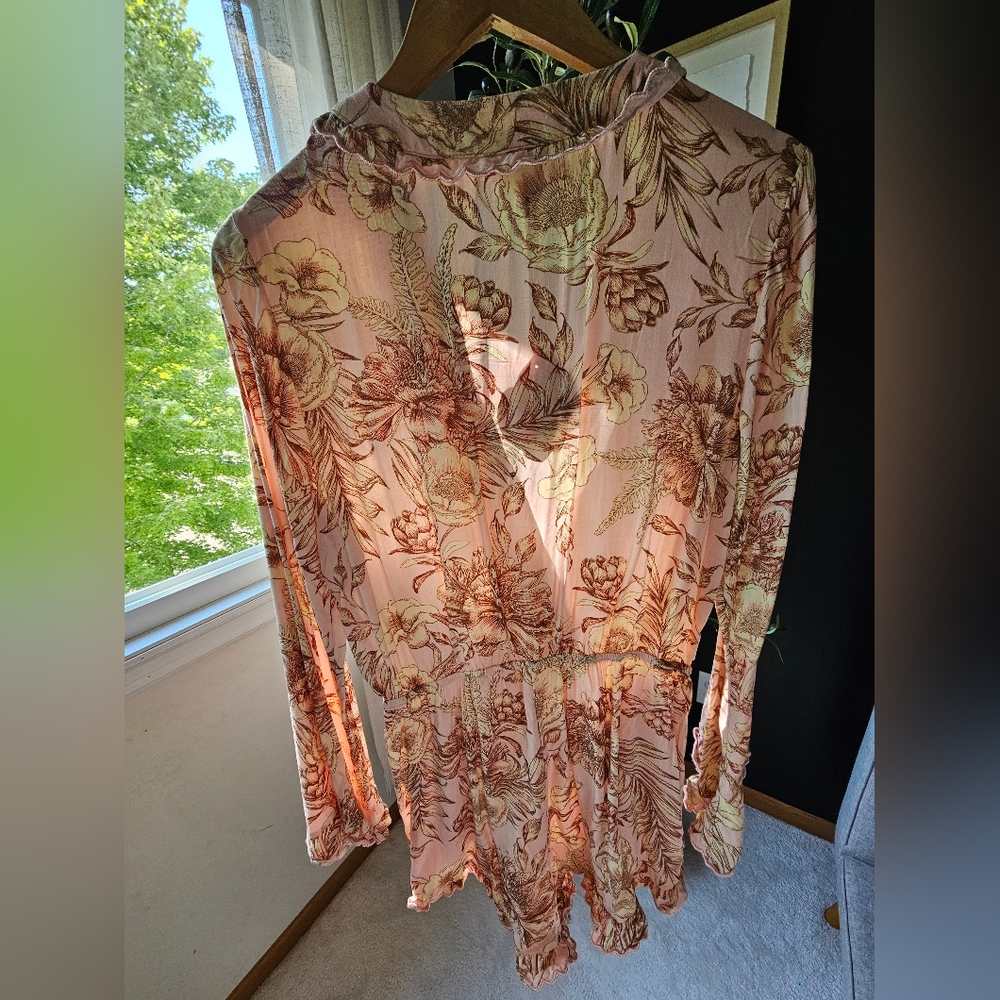 Short romper - Picture 2 of 3